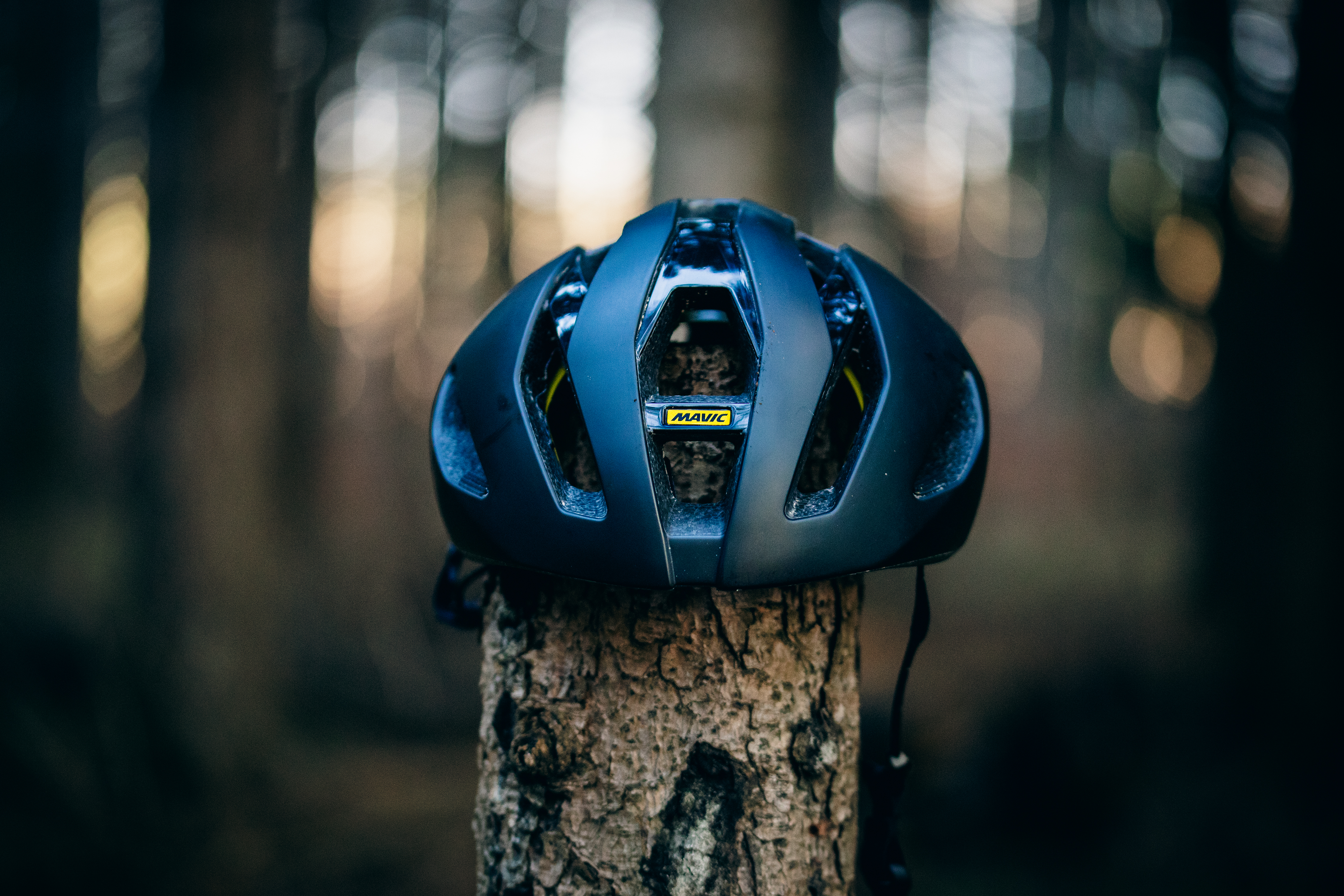 Spotlight: Mavic Aero-Helm, Camelbak Trinkflasche, Pirelli MTB-Reifen Spotlight: Mavic Aero-Helm, Camelbak Trinkflasche, Pirelli MTB-Reifen